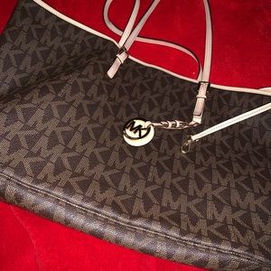 Michael Kors tote